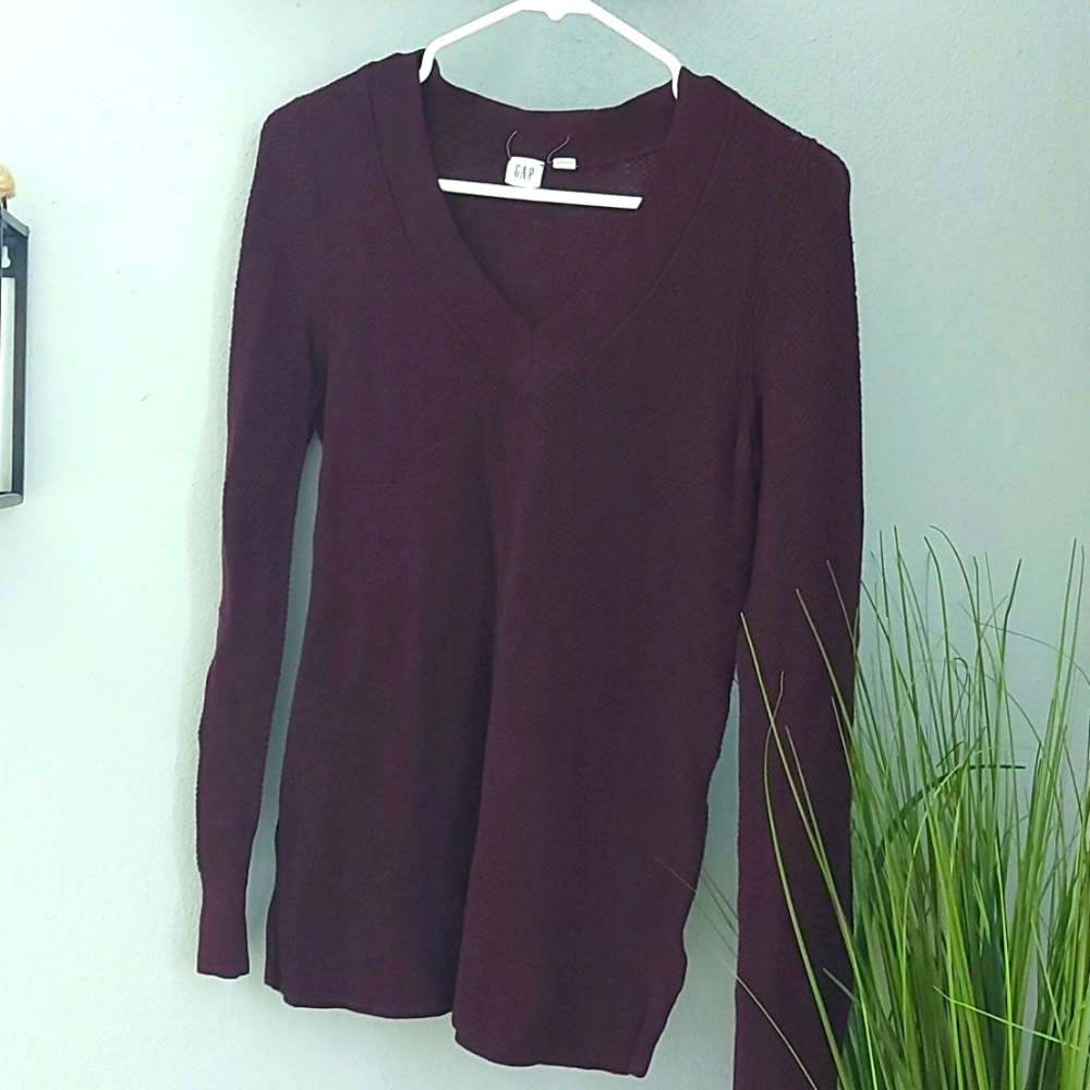 GAP Sweater